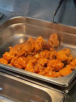 Hot fresh orange chicken