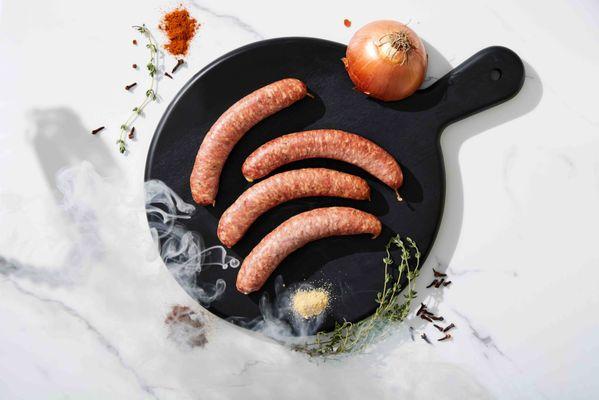 ANDOUILLE Sausage
A savory, smoked sausage, part of the rich heritage of American Cajun cuisine.