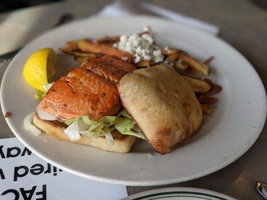 Salmon burger