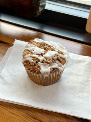 Cinnamon roll cake