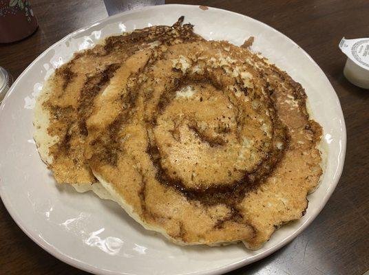 Cinnamon roll pancakes. Really good!!