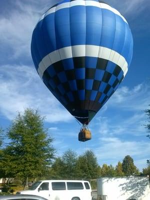 Balloon ride .