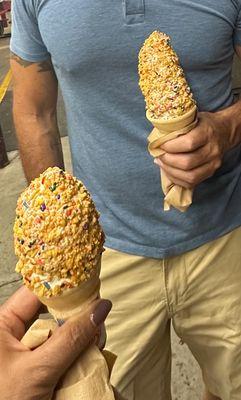 Crunch dipped soft serve cones