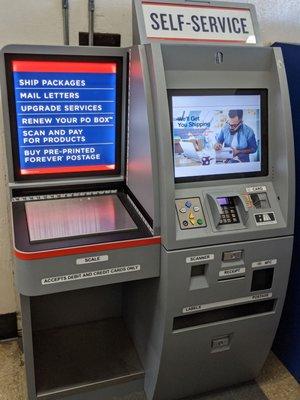 Self-service machine