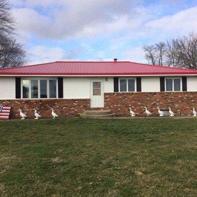 Cleeton Construction Inc of Springfield IL | Roofing Contractor | Fencing Company | Roofing Company | Metal Roof Installation | Vinyl Siding