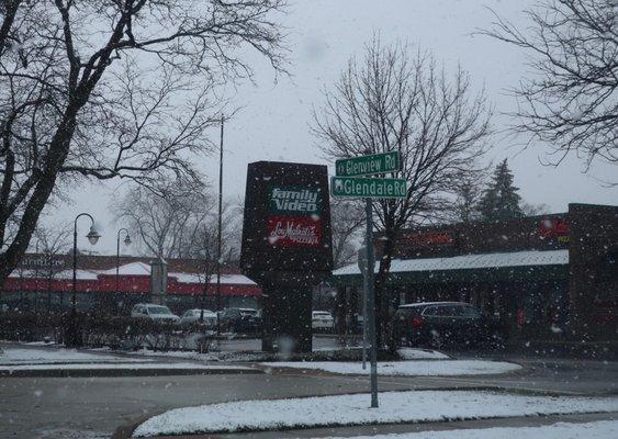 Rain, snow, or shine - anytime is good Lou's pizza time!