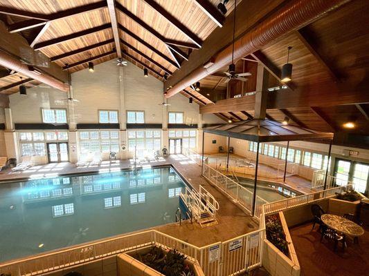 Starved Rock Lodge has a large, indoor pool, a gated  pool for toddlers that's shallow, a hot tub and two saunas.