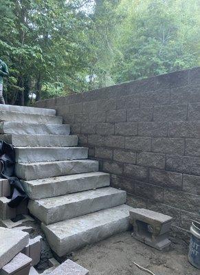 Retaining Wall and Steps done in 191 Hendersonnville