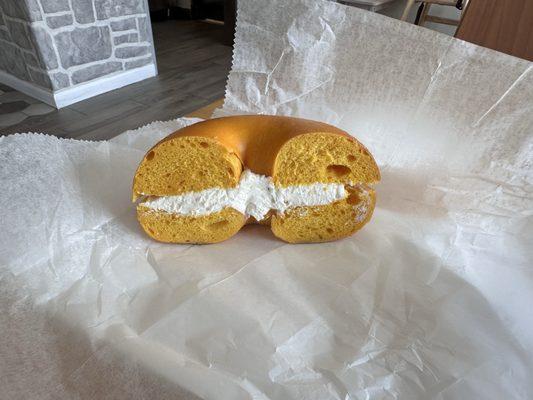 Cream Cheese Egg Bagel - lite on the cream cheese. Excellent bagels.