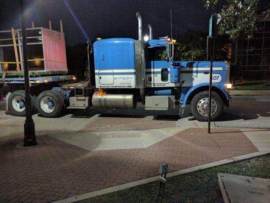 big rig blocking cross walk illegally.