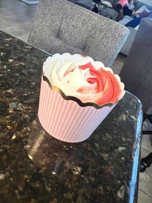 Painting the Roses Red cupcake