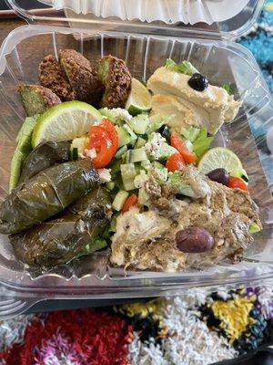 Mediterranean Combo Tray