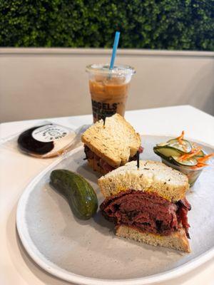 Pastrami sandwich