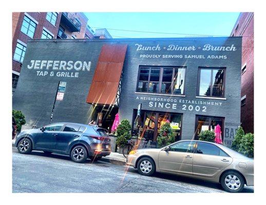 Jefferson Top & Grill @ 325 N Jefferson St, Chicago, IL . Bar Patio Lunch Brunch Dinner etc.  Cool.