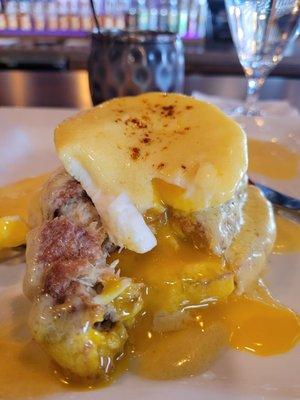 Crab Benedict--that hollandaise!