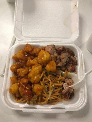 Mango chicken, grilled chicken an noodles