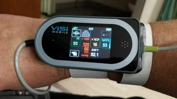 Wearable vitals monitor transmits data via wifi