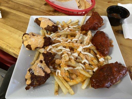 6 wings with boom fries. Boom and Buffalo flavors.