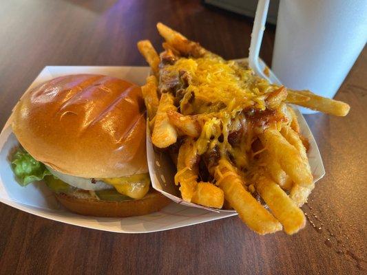 Hynson's Cheeseburger and Chili Fries