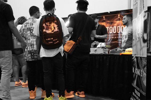 Sneaker summit lit!