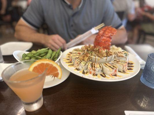 Peach Maritini, Edamame, and the monster roll