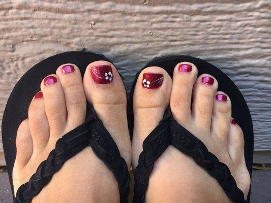 Love my pedicure! So quick and so much attention to detail. :)