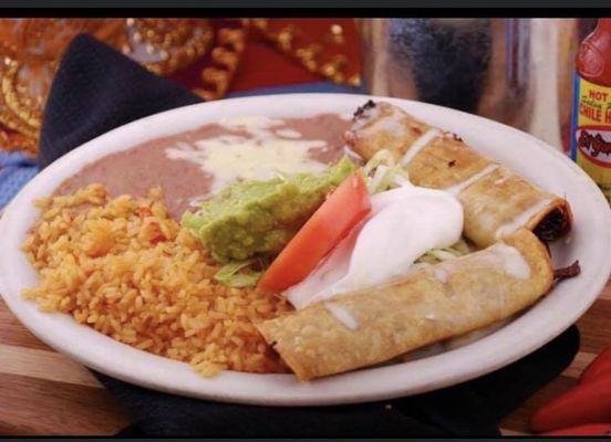 Taquitos mexicanos