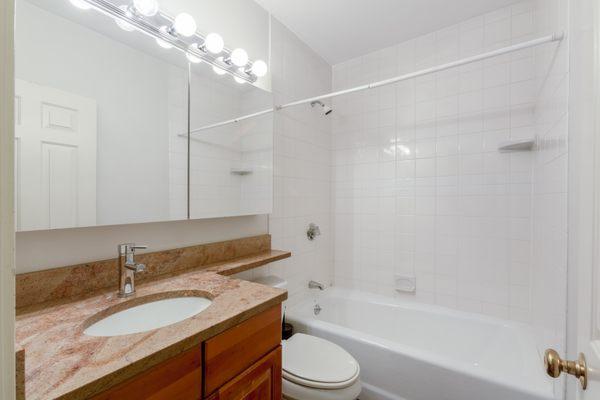 21 Charter Street, renovated bathroom