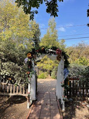 Wedding party arch