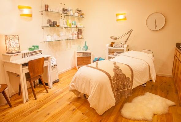 Two Hands Skin Care Studio