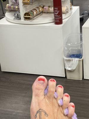 She even makes my short toenails look like it's Party Time.  Thank you Lisa.