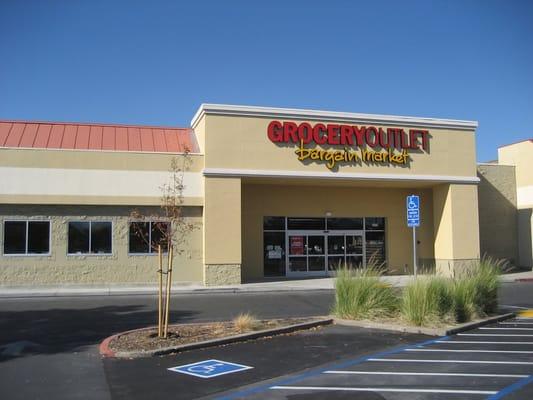 The NEW Oroville Grocery Outlet!