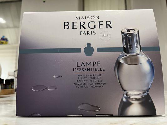 The fragrance lamp