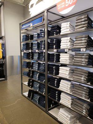 Rockstar Jeans (Denim Wall)