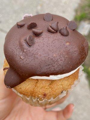 Gansito Inspired Cupcake