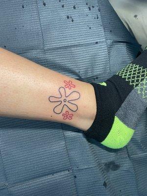 my spongebob flowers tat