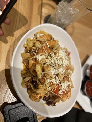 Red rock shrimp pasta