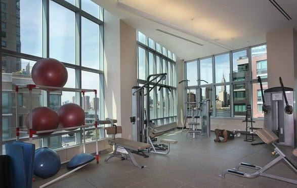 4705 Center Boulevard in Long Island City - Fitness Center