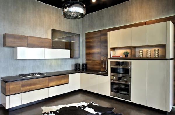 Henzo Elite Kitchen, new showroom at the Decorative Center of Houston