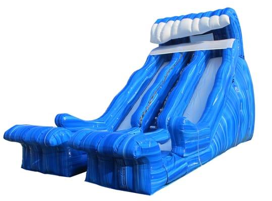 TSUNAMI  ​
 
 Perfect for those sizzling summer days where adults and kids will enjoy riding this dual lane Tsunami.