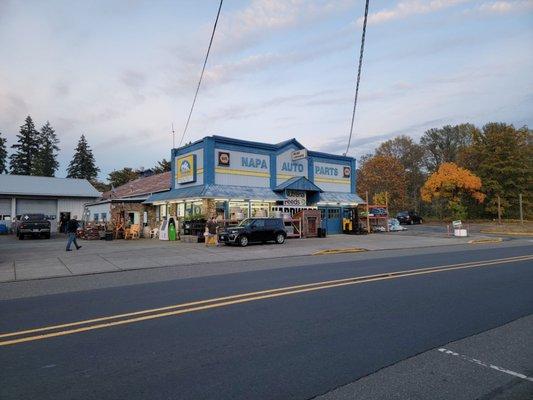 Toledo Hardware and Feed