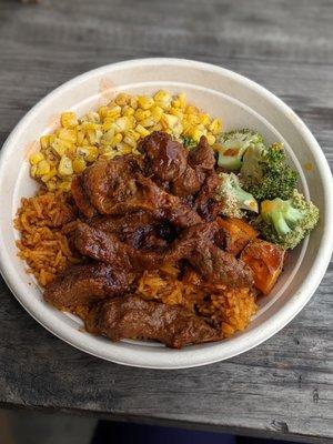 Bowl: tomato rice, corn, broccoli, sweet potato, beef, spicy honey sauce