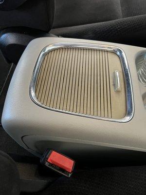 Console compartment lid