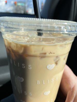 Iced vanilla latte