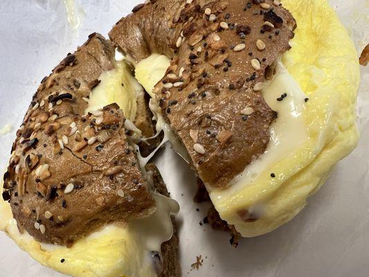 Whole Wheat Everything Breakfast Egg Sandwich