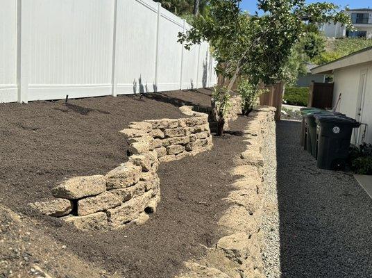 Rustic retaining wall