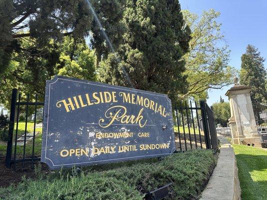 Entrance to Hillside Memorial Park