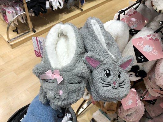 Super cuuuute girl slippers. Would totally buy those for myself if they had adult sizes.