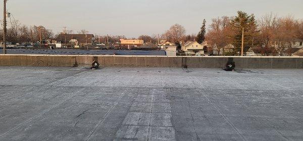 Finished Flat Roof 
Rite Aid Flint, MI