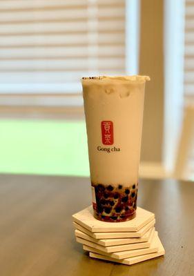 Strawberry Taro Milk Tea